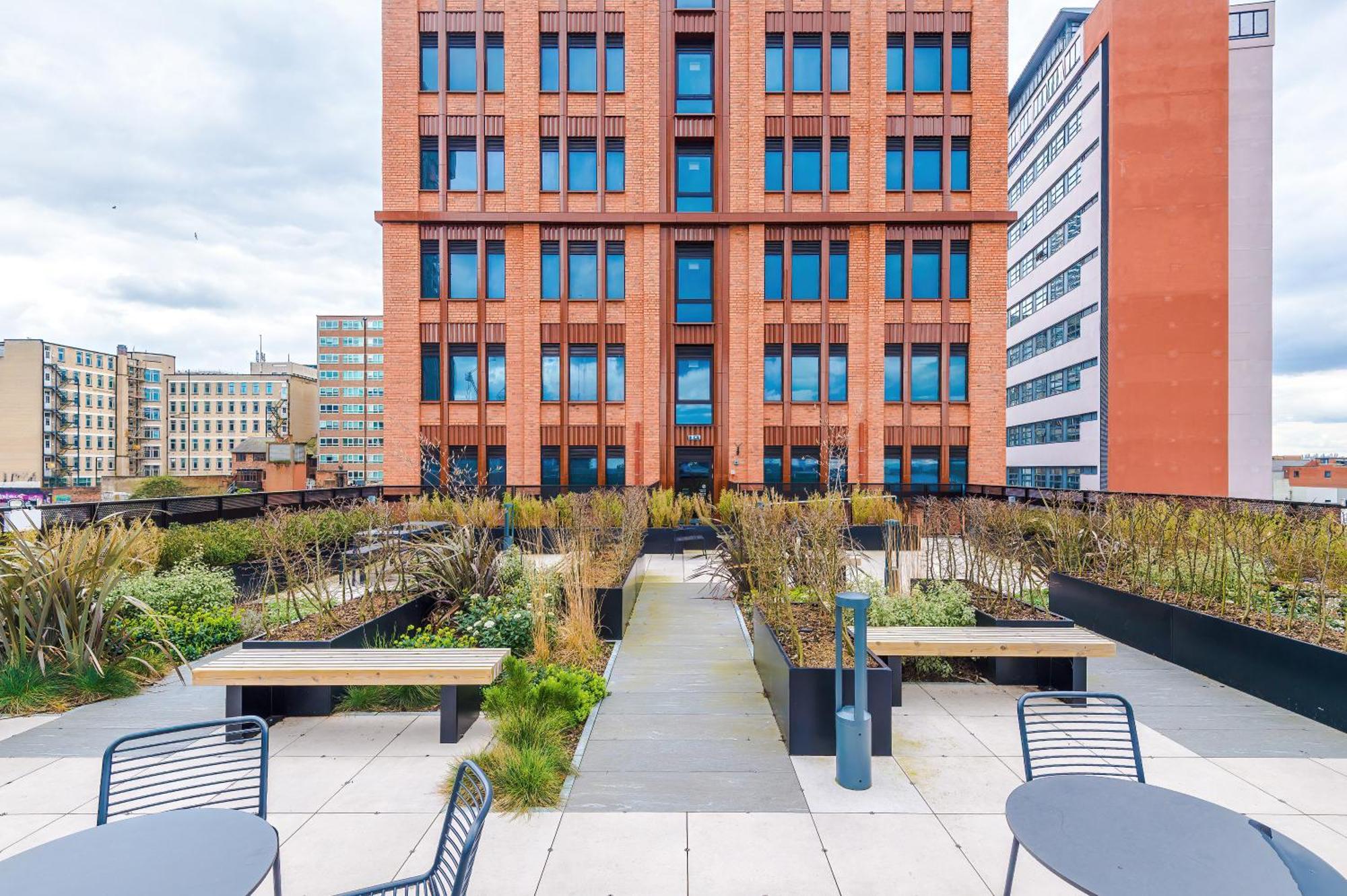Luxe Centre In By 53 Degrees Property, Ideal For Business, Rooftop Garden & Wellness Studio! Birmingham